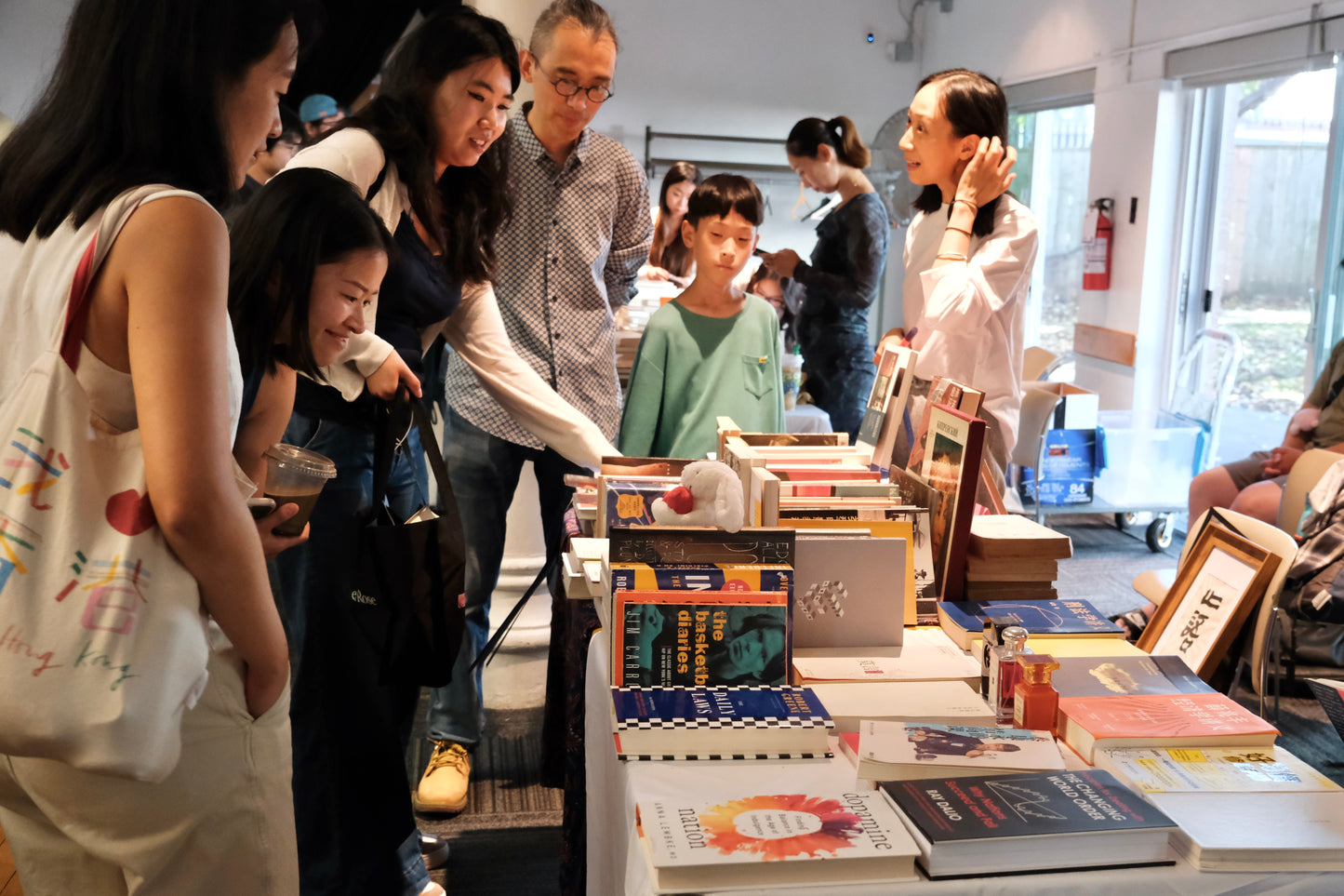 2025旦夕二手书摊 - 多伦多｜摊位费